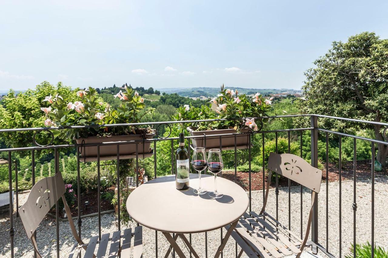 Alta Villa The Countryhouse Adults Only Boutique Bnb Vigliano d'Asti Esterno foto