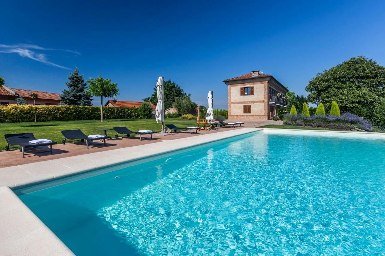 Alta Villa The Countryhouse Adults Only Boutique Bnb Vigliano d'Asti Esterno foto